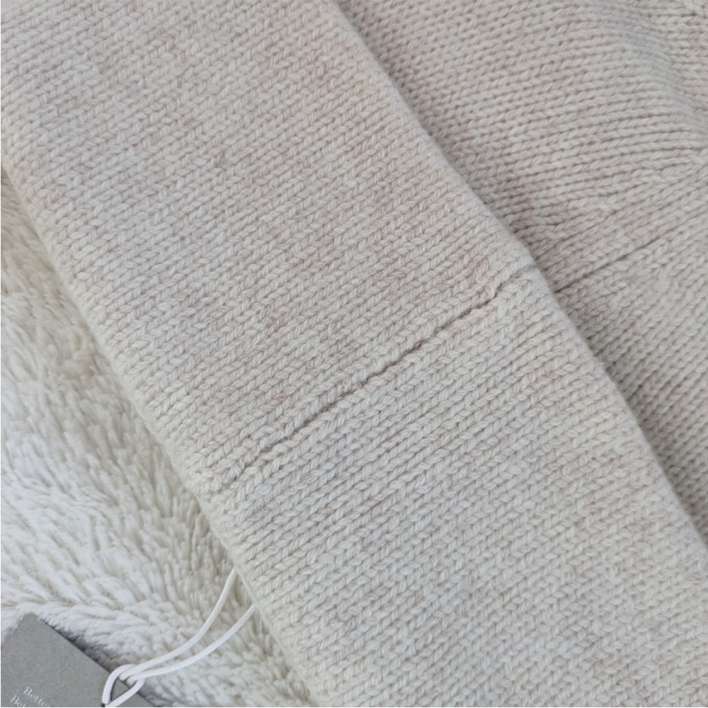 Everlane Felted Merino Wool Beanie Hat in Heathered Oat One Size NWT - Picture 5 of 9